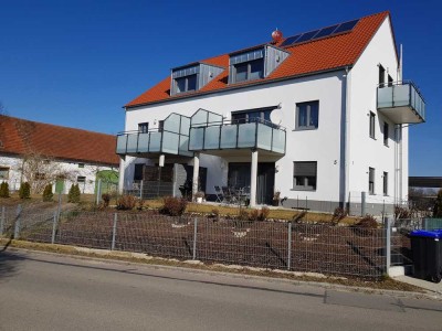 Neuwertige 3-Zimmer-Wohnung mit Balkon in Aresing