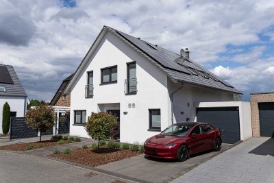 Luxuriöses Einfamilienhaus in Toplage von Fliesteden – Bieterverfahren