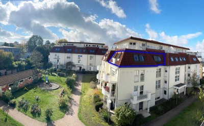 Gepflegte 2-Zimmer ETW mit Loggia & 2-TG-Plätzen – ruhige Citylage / beste Perspektiven