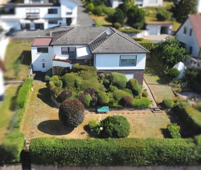 Provisionsfrei! Winkelbungalow mit Garten & Fernblick.