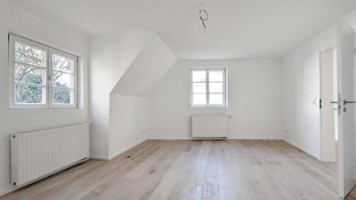 Erstbezug nach Modernisierung: 2-Zimmer Altstadt-Wohnung für Paare oder Singles