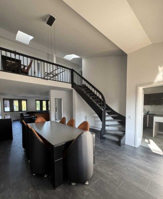 Investoren und Selbstnutzer: moderne 5,5-Zimmer-Maisonettewohnung in Baden-Baden