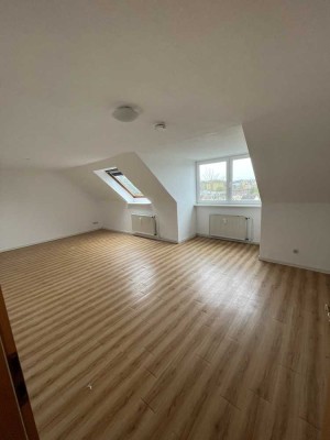 Freundliche 2-Zimmer-DG-Wohnung in Flensburg