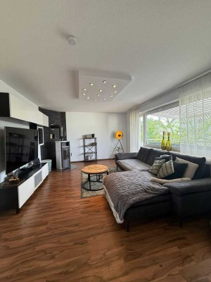 Exklusive Maisonette-Wohnung mit hochwertiger Ausstattung im Berg