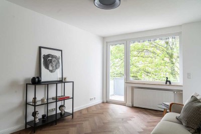 Top-sanierte 2-Zimmerwohnung mit Balkon & zusätzlichem Dachbodenraum - Einziehen und Wohlfühlen!