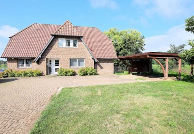Zweifamilienhaus in naturnaher Umgebung