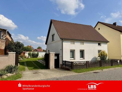 Ein Zuhause mit liebevollem Garten!