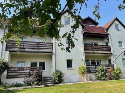 08468! Tolle 2 Zi..-Wohnung Hochparterre mit Balkon nähe Freibad im Grünen