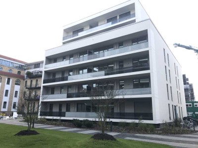 3.250 €, 112 m², 4 Zimmer, Tiefgaragenstellplatz inklusive