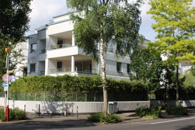 Großzügige 2-Zimmerwohnung mit Balkon, direkt am Kölner Stadtwald gelegen