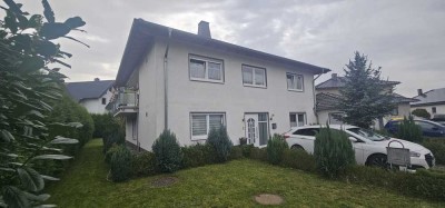 Polch: schöne Erdgeschoss-Wohnung mit Garage und Terrasse