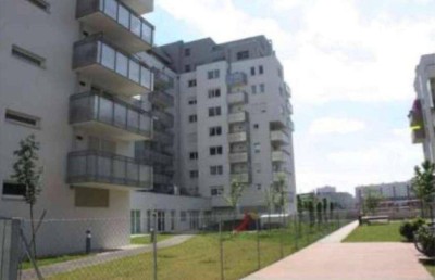 WOHNEN BEIM NORDBAHNVIERTEL! Tolle 4 Zimmer - Balkon - 7. Liftstock!