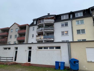 4 Raum Wohnung im 2. Obergeschoss - mit Balkon und Fahrstuhl