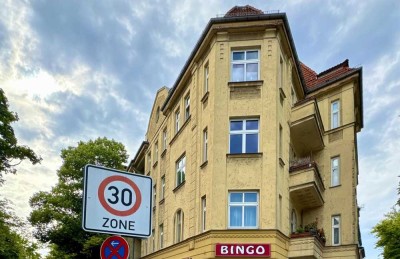 Altbauwohnung in ruhiger Seitenstraße