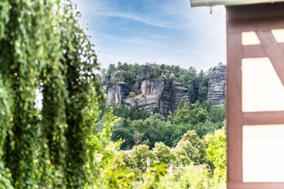 Wohnen, wo andere Urlaub machen, Wohn- und Ferienhaus mit traumhaftem Bergblick auf den Pfaffenstein