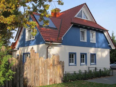 Wunderschöne Doppelhaushälfte als Privat oder Ferienhaus in einer ruhigen, zentralen Lage von Zingst