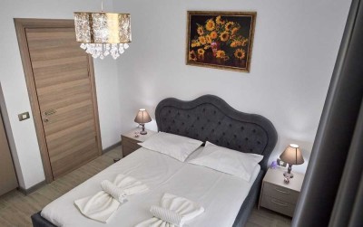 Exklusive, gepflegte 1,5-Zimmer-Erdgeschosswohnung mit Balkon und EBK in Nördlingen