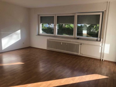 Sanierte Wohnung im Grünen