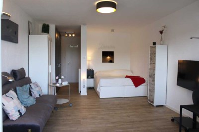 Exklusives, möbliertes Apartment in München-Schwabing mit Panoramablick auf den Luitpoldpark