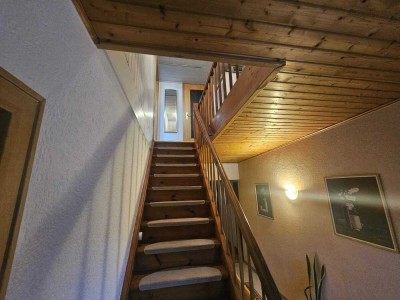 Ihr neues Zuhause in Sugenheim – Großzügig, modernisiert und bezugsfrei ab Dezember