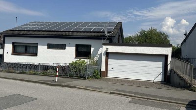 Mehrgenerationenhaus (2 Wohnungen) mit Photovoltaik-Anlage