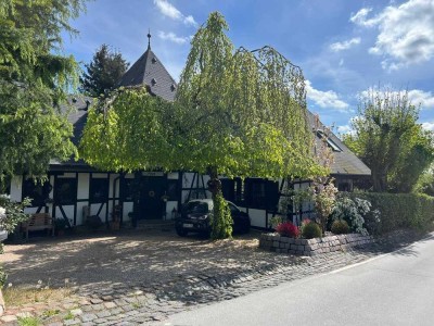 Charmantes Fachwerkhaus in ruhiger Lage – Liebhaberobjekt mit Einliegerwohnung