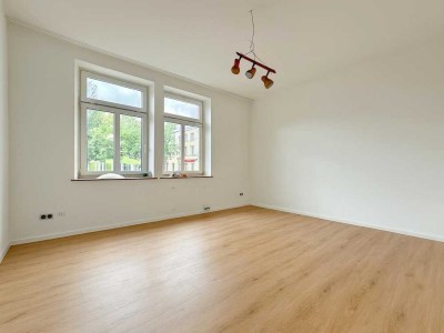 Neu renovierte 2-Zimmer-Wohnung mit Balkon in Kronach