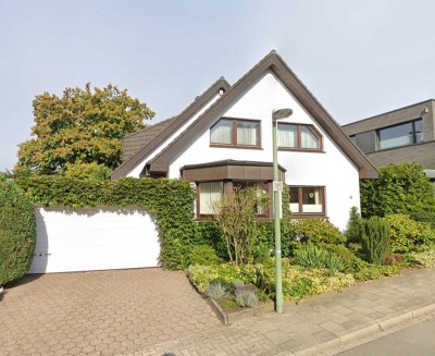 Repräsentatives, durchdachtes Einfamilienhaus mit schönem Garten in beliebter Wohnlage
