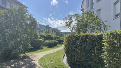 Erstbezug nach Sanierung: 2 Zi. EG-Wohnung Teilmöbliert mit Garten in Oberursel (Taunus)