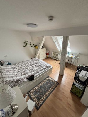 Schöne, vollmöblierte Wohnung zur Zwischenmiete (September–Januar)