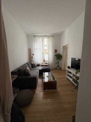Moderne Wohnung mit Terrasse in saniertem Altbau