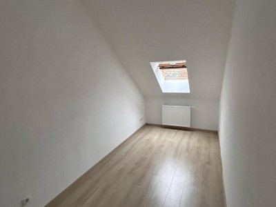 Gemütliche 2,5-Zimmer-Dachgeschosswohnung mit durchdachter Raumaufteilung – Lilienthalgasse 45, 8020 Graz