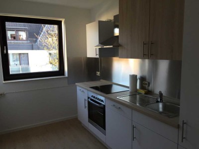 Stilvolle 3-Raum-Wohnung mit Balkon und EBK in Bremen