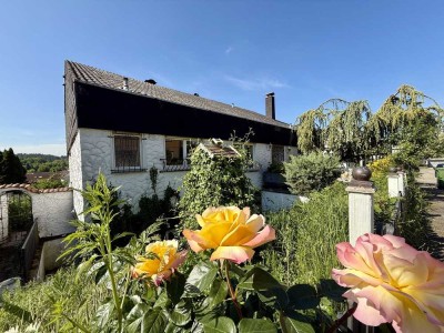 Architektonisches Wohnerlebnis: Einfamilienhaus in Bretten-Büchig mit Einliegerwohnung und Gartenpa