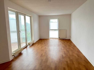 3-Raum-Wohnung mit Wintergarten