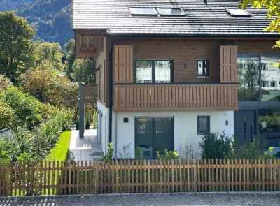 Exklusive Wohnung mit Garten und Panoramablick - provisionsfrei