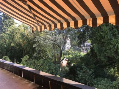 Ruhige, helle 3,5-Zimmer-Wohnung mit Balkon und EBK in Weilheim an der Teck