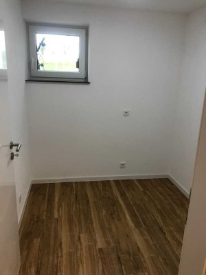 Attraktive 2,5-Zimmer-Souterrain-Wohnung mit gehobener Innenausstattung in Bretzfeld