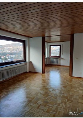 Neuwertige 3,5-Raum-Wohnung mit Balkon in Rotenburg