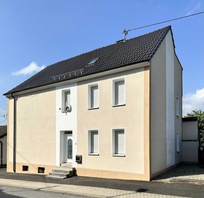 Doppelhaus, Mehrgenerationshaus, oder 2 Ferienhäuser mit Fernsicht, Garten