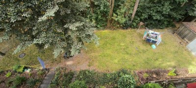 Helle 2 Zi Wohnung im DG mit kleiner Terrasse