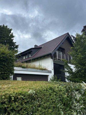 Hösel - individuelles, freistehendes Haus in Top-Lage