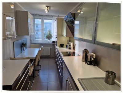 Großzügige 2-Zimmer-Wohnung in ruhiger, gleichzeitig zentraler Lage von 82110 Germering