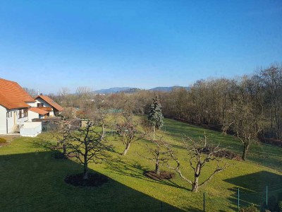Schöne, sonnige 4-Zimmer-Wohnung mit EBK und einem großen Balkon in Balingen-Endingen