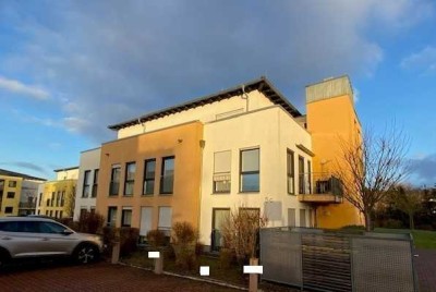 Seniorengerechtes, barrierefreies Wohnen in zentraler Lage von Pohlheim: Moderne 3 Zimmer-Wohnung...