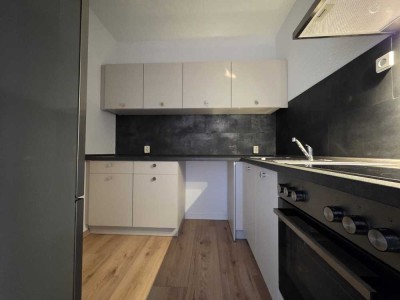 Wohlfühlort – Hochwertige Einbauküche