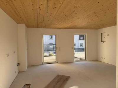 EG Wohnung Barrierefrei mit EBK und großer Terrasse