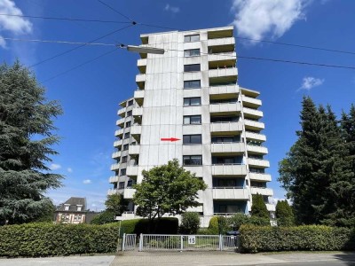 Drei-Zimmer-Wohnung
- Aufzug - Balkon - Keller - Parkplatz -