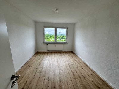 Helle und gemütliche 3 Zimmer Wohnung mit Balkon
