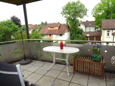 Schicke 3 Zi. DG-Maisonette-Wohnung mit Balkon